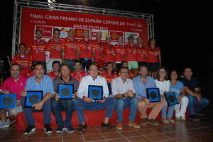 David Castro y Camila Alonso se imponen en el Gran Premio de España Cofidis de Triatlón, disputado en San Juan de los Terreros