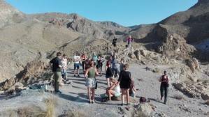 Estudiantes alemanes visitan la Necrópolis Fenicia de Villaricos