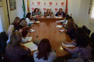 Ayuntamiento de Vícar y centros educativos coordinan el programa de Coeducación