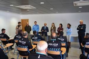 Gobierno Municipal de Vera felicita a los miembros de la Policía Local en su visita a la Jefatura