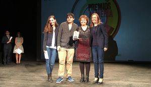 IES Villa de Vícar recibe el premio Almería Joven 2016, en la categoría Solidaridad y Acción Social