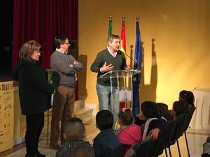 Cerca de un centenar de participantes se reúnen en Lúcar en un encuentro intergeneracional organizado por Diputación