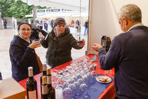 'Sabores Almería' combate la lluvia con una variada oferta de productos gourmet de la provincia