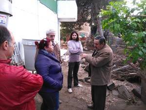 Amalia Román (IU) se reúne con los vecinos afectados por las inundaciones de La Cañada y Aguafresca