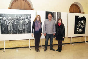 Javier Rodríguez expone en el Faro la muestra ‘Noches en blanco’ con obras de gran formato