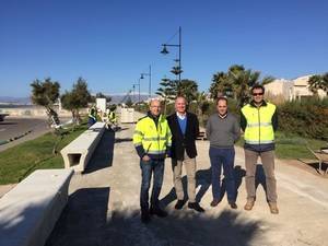 La Junta rehabilitará casi un kilómetro del paseo marítimo de Almerimar durante las obras de la vía ciclista