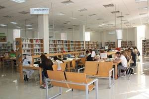 Cuentacuentos, conferencias y una exposición fotográfica en la Biblioteca Villaespesa