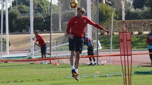 El portugués Henrique Sereno se incorpora a los entrenamientos con el Almería