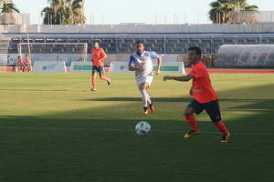 Alberto González dispone de 20 jugadores para recibir al Marbella FC este domingo en El Ejido