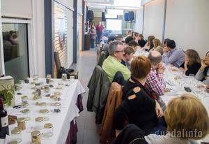 Guadalinfo y Ayuntamiento de Tíjola congregan a más de 50 personas en un taller de cata de vinos internacionales