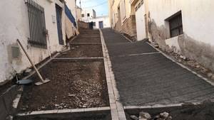 Ayuntamiento de Berja arregla las calles del Cerro de San Roque