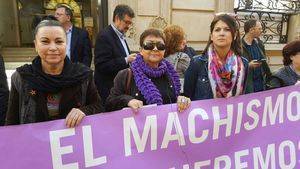 IU se une al Paro internacional de la mujer con una concentración en la Diputación de Almería