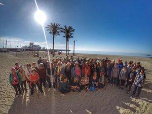 Una ruta de senderismo entre los puertos de Aguadulce y Roquetas acerca a la XI Olimpiada de Mayores a la Liga de Petanca de Vícar