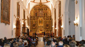 El público llena el Convenio de Las Puras en la clausura del Ciclo de Música Sacra