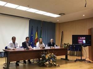 Libros para animar a los menores ingresados en el Hospital de La Inmaculada