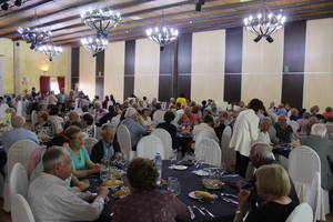 La comida de la Tercera Edad marca el inicio de las Fiestas Patronales