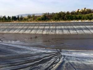 3.000 hectáreas de invernadero sin agua dos días