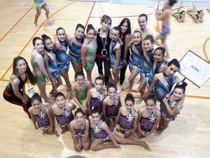 Las gimnastas abderitanas despiden la temporada con una exhibición y logrando medallas en Vera