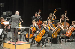 La Orquesta Joven muestra la belleza de las danzas del mundo en un exquisito concierto