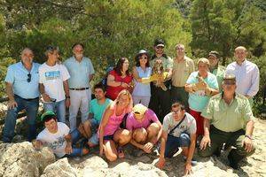 Medio Ambiente libera a tres ejemplares de cernícalos y un búho real en el Parque Natural Sierra María los Vélez en Almería