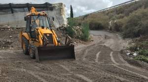 Rápida actuación para devolver los caminos rurales de Adra a la normalidad tras las lluvias