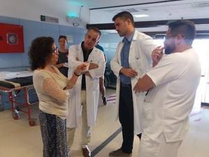 La viceconsejera de Igualdad, Salud y Políticas Sociales visita el Hospital de Poniente