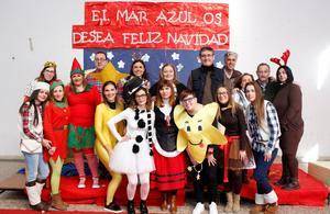 La Escuela Infantil Mar Azul da la bienvenida a la Navidad