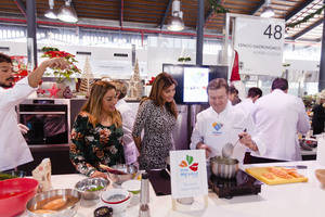 Los productos almerienses protagonizan una visita guiada por el Mercado Central