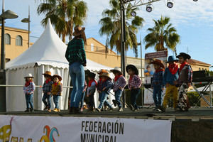 Niños ponen música de cine al Carnaval de Almería