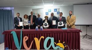 Terraza Carmona se sitúa en el primer nivel de la restauración almeriense