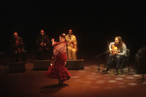 Un recital de Tomatito acompañado de su grupo pone fin con gran éxito a ‘Roquetas en clave de flamenco’