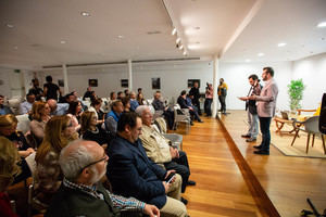 Los almerienses muestran su compromiso con la cultura en un encuentro en el Museo de la Guitarra