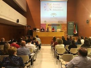 Seis centros escolares de Almería reconocidos por sus prácticas educativas