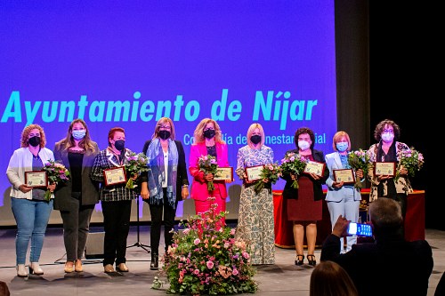 Níjar reconoce a siete mujeres del municipio su trabajo a favor de la igualdad