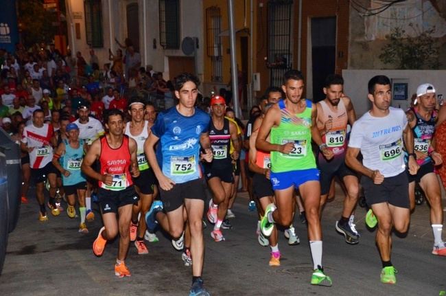 Juansa Díaz y Vera Ramos, ganadores de la VIII Carrera Nocturna Contra el Cáncer ‘Ciudad de Almería’