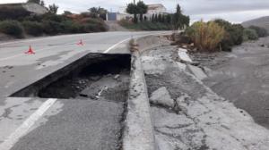 Reparación ‘express’ de daños lluvia en la carretera AL-9105