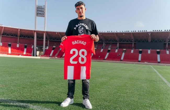 Rachad renueva hasta 2028 con el Almería