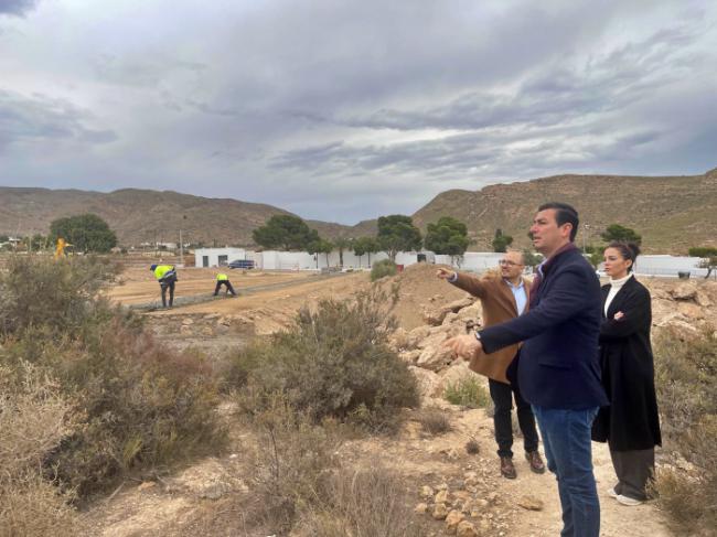 El nuevo aparcamiento de la Villa de Níjar estará listo en primavera