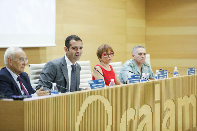 El alcalde valora la Estrategia Nacional de Seguridad frente al terrorismo yihadista