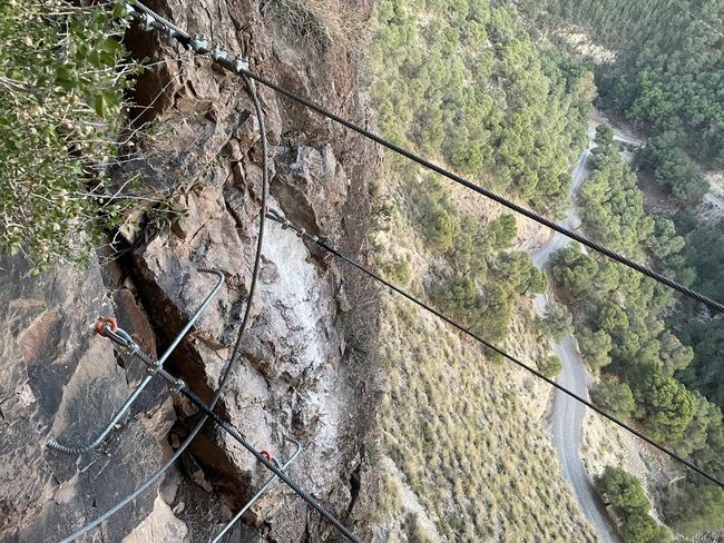 La Vía Ferrata de Castala reabre al público tras completar su reparación