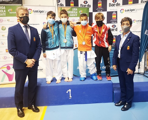 La EDM Kárate Kanku logra cinco medallas en la segunda fase de la Liga Nacional de kárate