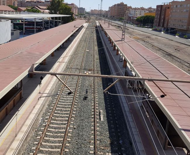 El día 14 se celebra la jornada ‘Conexión Ferroviaria del Puerto: una oportunidad para Almería’