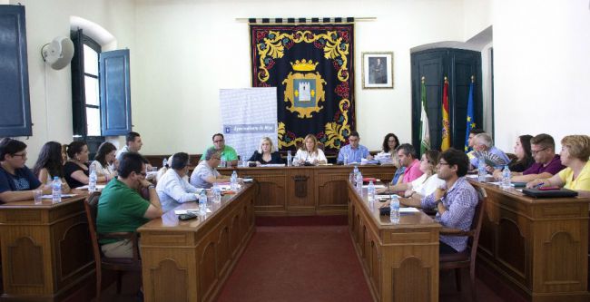 El Ayuntamiento de Níjar aprueba una novedosa RPT adecuada al interés general