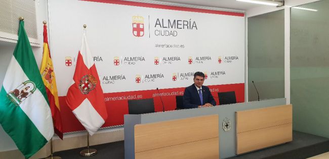 Cs ofrece su colaboración 'para poner Almería en marcha'