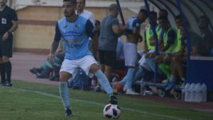 El CD El Ejido vence en Torreperogil jugando con diez