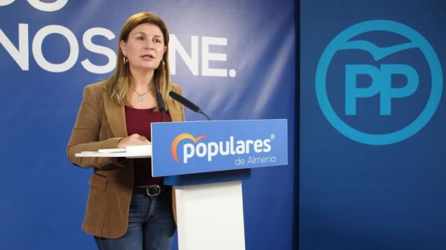 Espinosa (PP) dice a Sánchez Teruel (PSOE) que “la Junta no va a cerrar ninguna oficina tributaria”