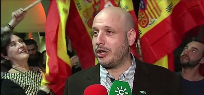 Alonso pone bajo su control directo y exclusivo la mitad de Vox en la provincia