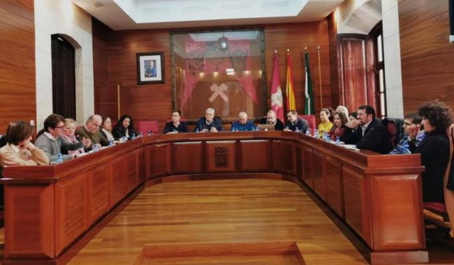 El Ayuntamiento de Vera solicitará ayudas para renovación del alumbrado público