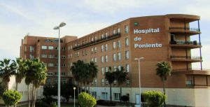 18 trabajadores de la quinta planta del Hospital de Poniente están en cuarentena