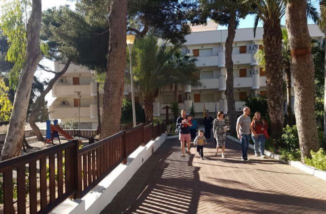 La Junta dona al Sagrado Corazón de Jesús de Almería alimentos de la Residencia de Aguadulce